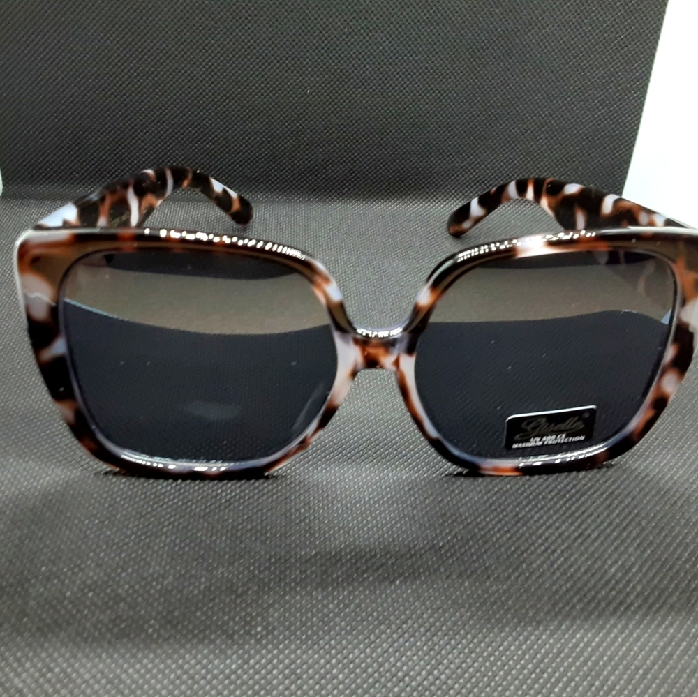 Sunglasses/Shades